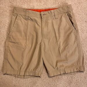 Columbia Khaki Shorts Size 30
